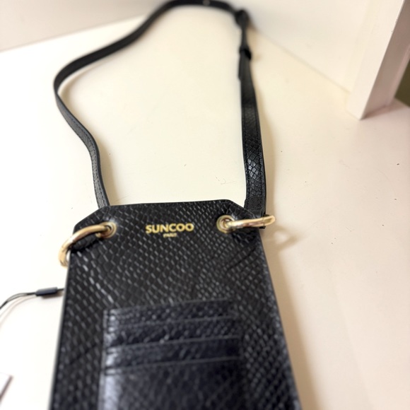 SUNCOO NWT Airy Black Phone Crossbody - Picture 2 of 5